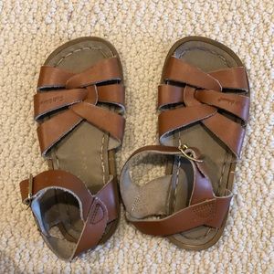 Brown Salt Water sandals EUC size 9
